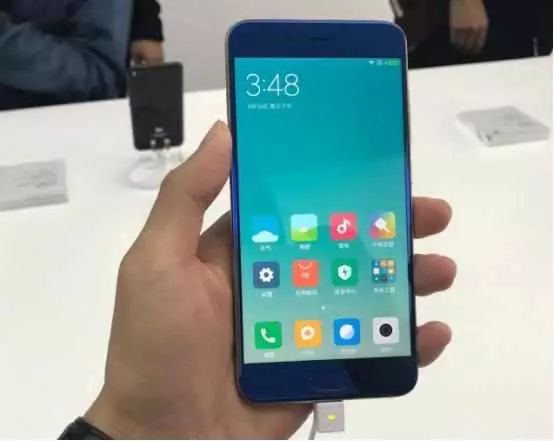春季智能手机购买热潮：iPhone8 Plus直降千元，小米手机性价比首选