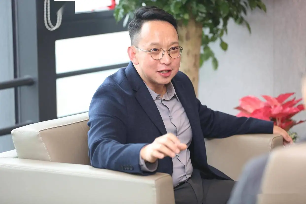 格力董明珠管理_格力董明珠管理模式_董明珠停职审查事件：格力电器如何平衡公众形象与内部管理?