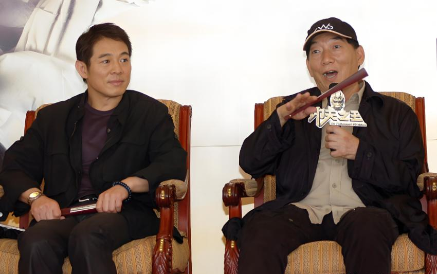 李连杰的表演背后的故事_李连杰背后表演故事在线观看_李连杰背后表演故事有哪些