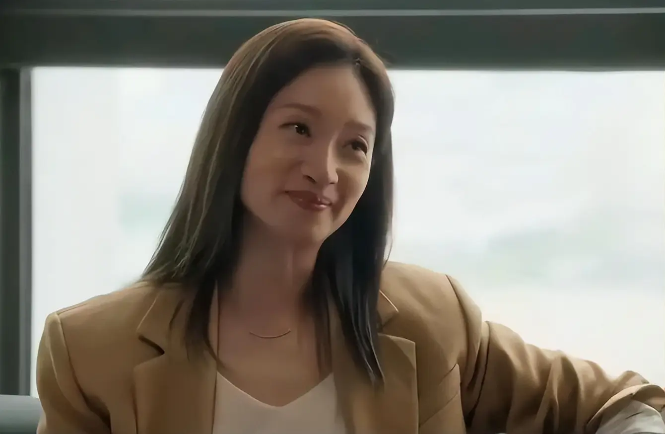凌潇肃姚晨_姚晨最新电影_姚晨