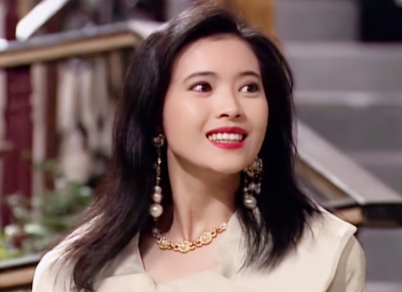 蓝洁瑛情感生活_蓝洁瑛的生活态度与职业选择_艺人谈蓝洁瑛