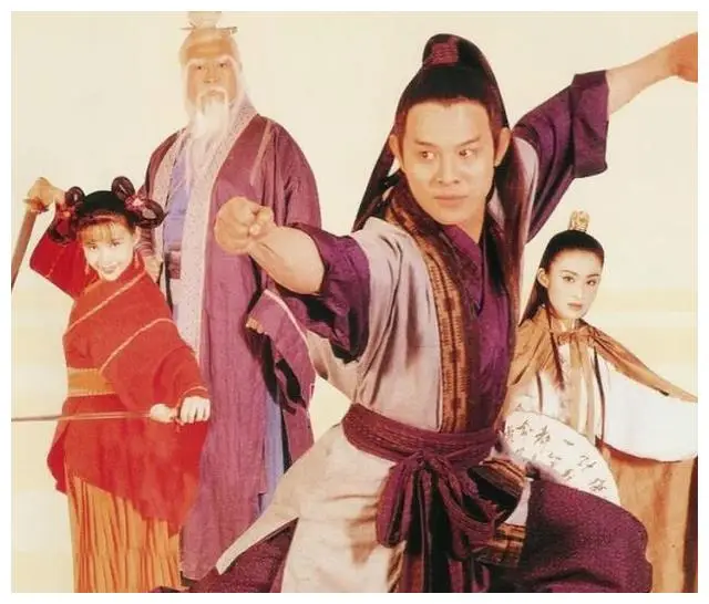 李连杰精彩打斗视频_李连杰武打片段_李连杰的经典打斗场面分析