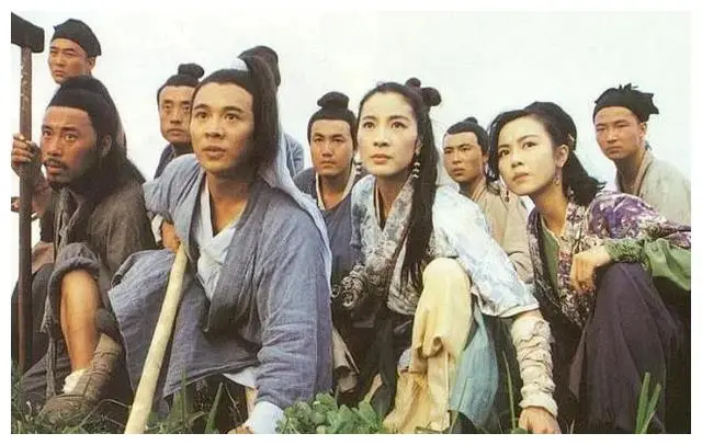 李连杰精彩打斗视频_李连杰武打片段_李连杰的经典打斗场面分析