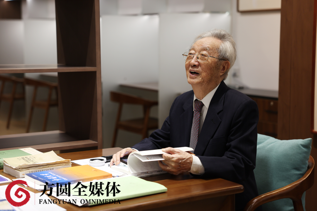 注重精神追求名言_人生应追求物质还是精神_张晋的生活理念与精神追求