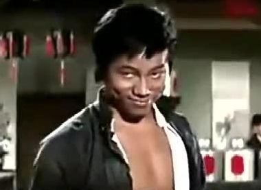 李小龙的影响下的武术比赛与体育精神_李小龙武术理念_李小龙的武术哲学思想