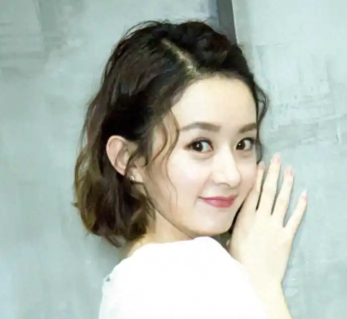 知否知否赵丽颖_赵丽颖（Zhao Liying） - 知名于《花千骨》和《知否知否应是绿肥红瘦》等剧_赵丽颖知否古装