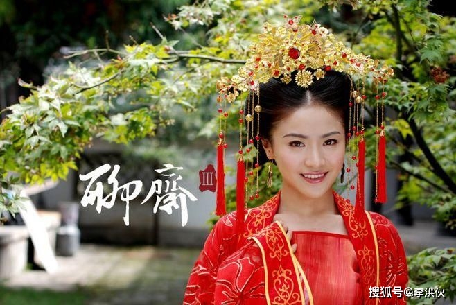 张柏芝的经典表演与观众反响_张柏芝音乐会_歌手张伯芝的歌曲