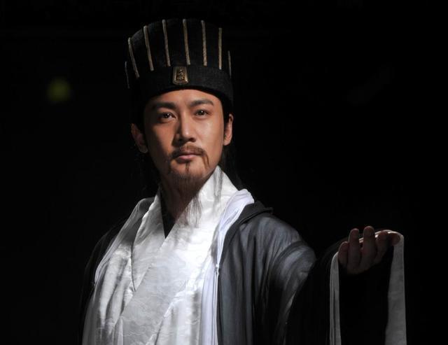 诸葛亮战略家_诸葛亮军事才能知乎_诸葛亮的军事才能与战争策略