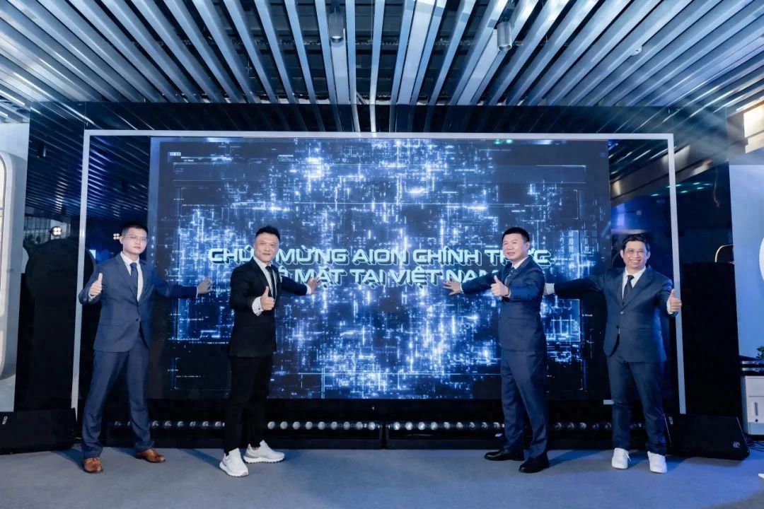 广汽埃安越南胡志明市旗舰店盛大开业，推出AION Y Plus和AION ES，引领智能电动出行新时代