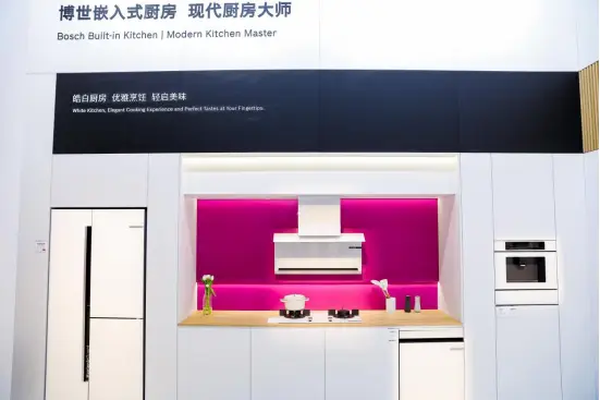 小米智能家居宣传海报_小米智能家居创新案例_引领智能家居的潮流：小米全屋综合解决方案