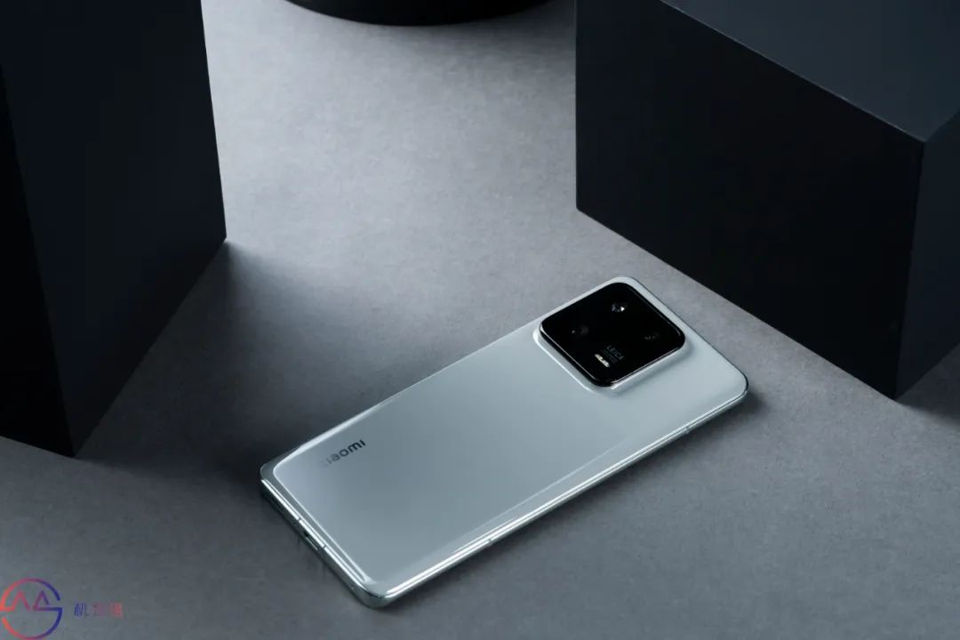 ipad后盖材料_小米14后盖材料的选择与视觉效果_小米视觉设计