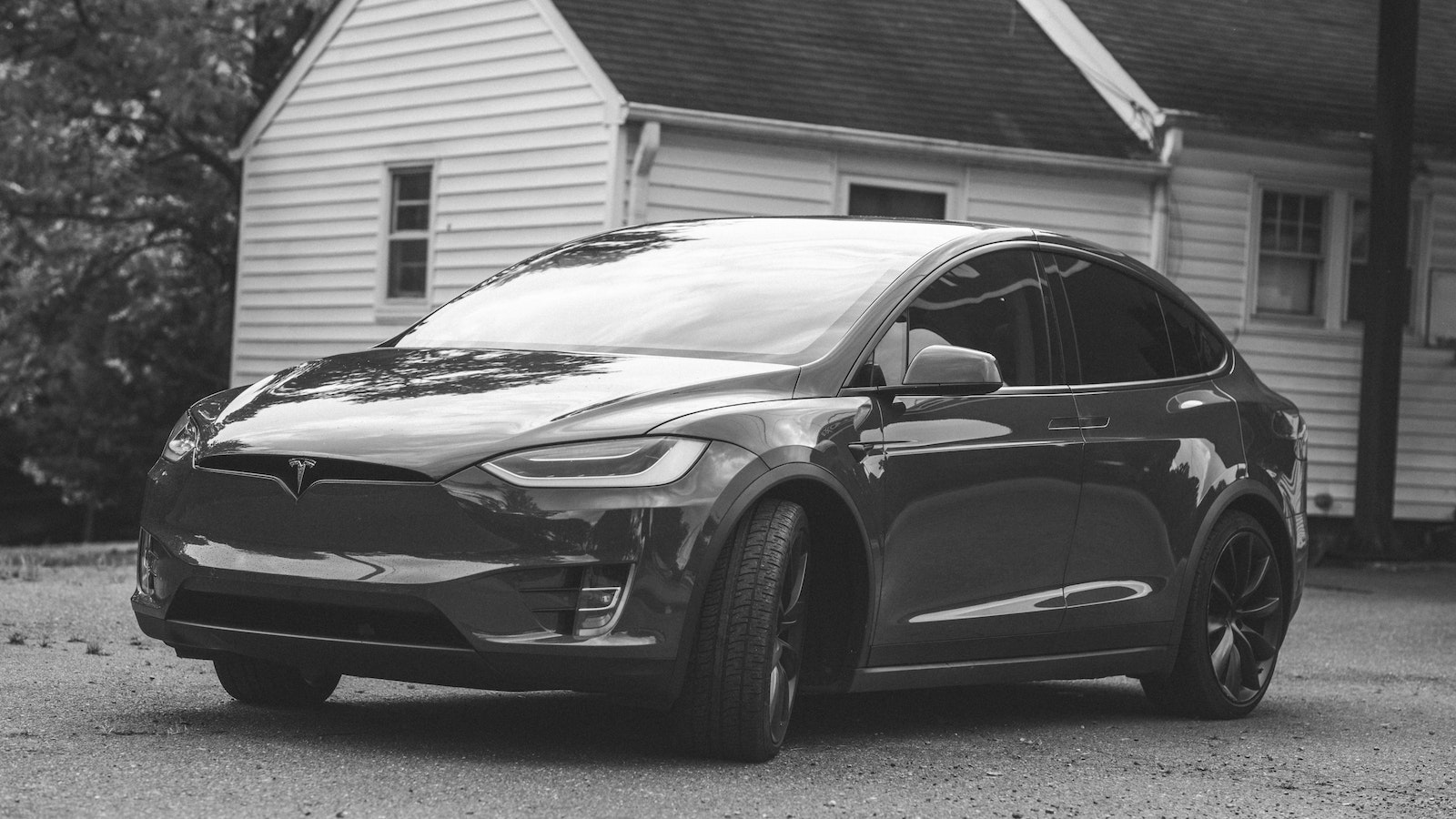 特斯拉 Tesla