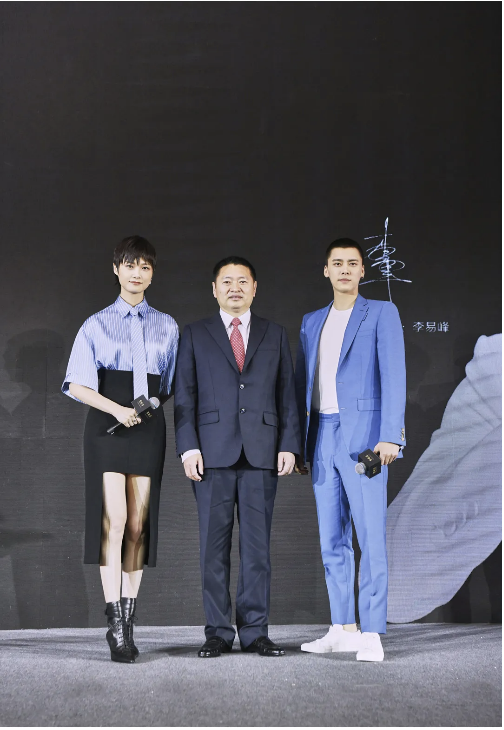 李宇春分享工作与生活的平衡，传递积极态度_李宇春现象说明了什么_李宇春低调