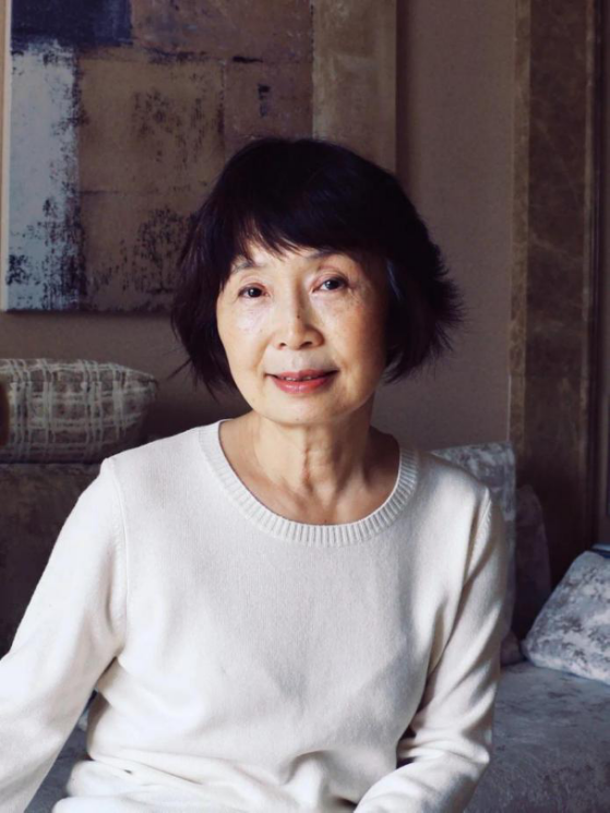 如何评价李宇春的音乐_李宇春音乐作品_李宇春推出的音乐小说受到了高度评价